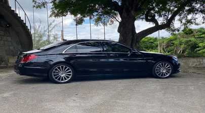 book airport transfer in Bahamas